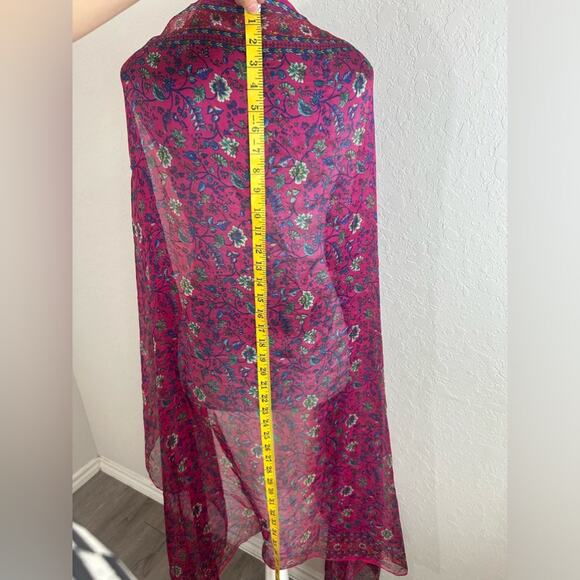 Unbranded- XL shawl- rectangle - bright pink pattern- boho- semi sheer scarf - Picture 5 of 5